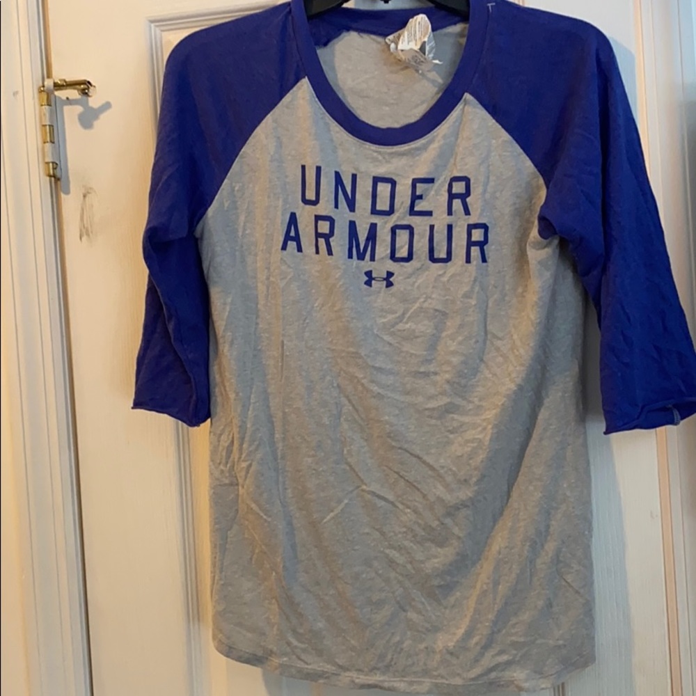 Under armour 3/4 length t shirt
